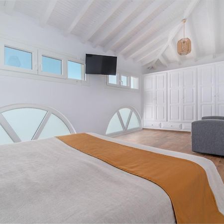 Megaron Skiathos Boutique Residence Экстерьер фото