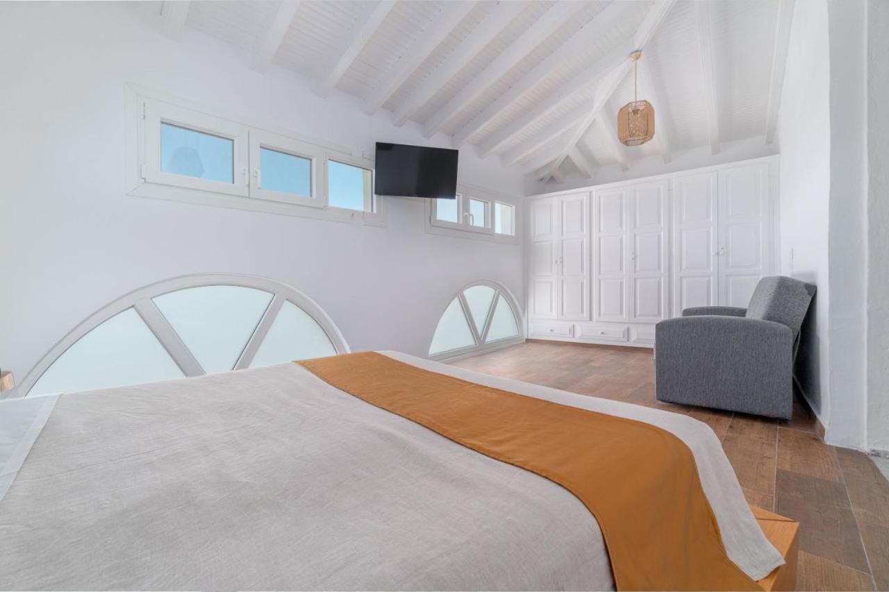 Megaron Skiathos Boutique Residence Экстерьер фото
