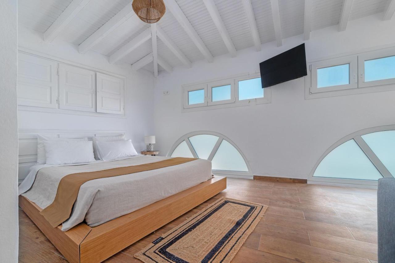 Megaron Skiathos Boutique Residence Экстерьер фото